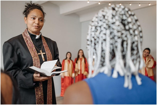 Should Priests Wear Clerical Collars All The Time?