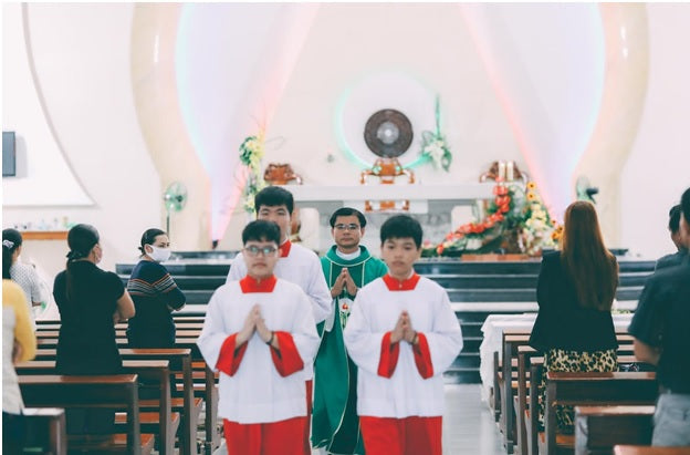 All About Surplices: A Wealth of Information