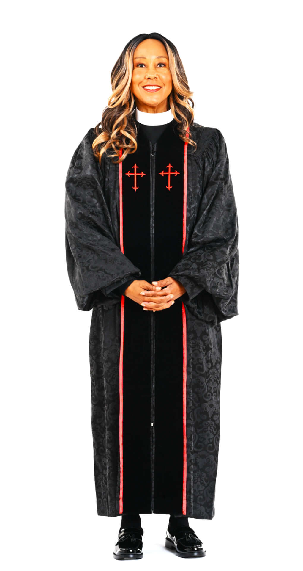 Ladies RT Wesley Pulpit Robe in Black & Red worn by a smiling female model.